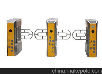 深圳市通達智科技住宅小區防夾擺閘與自動感應擺閘出入口機全解析